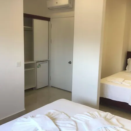 알라 오텔 3* 아키아카